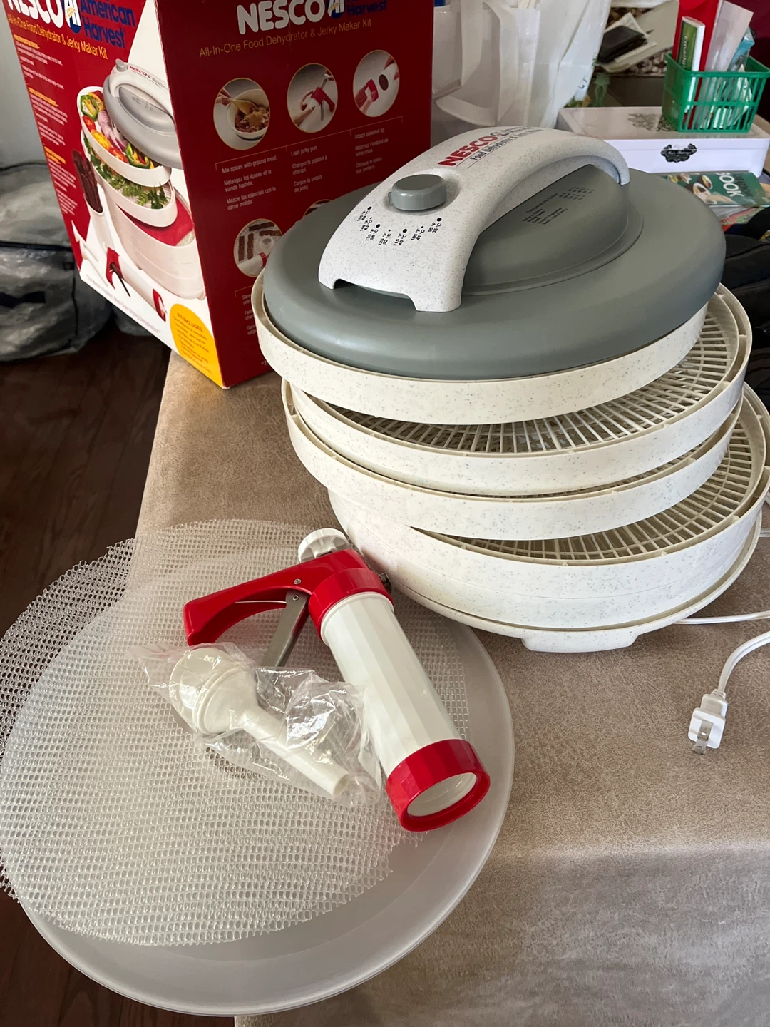 Food dehydrator and Jerky maker kit - photo 2