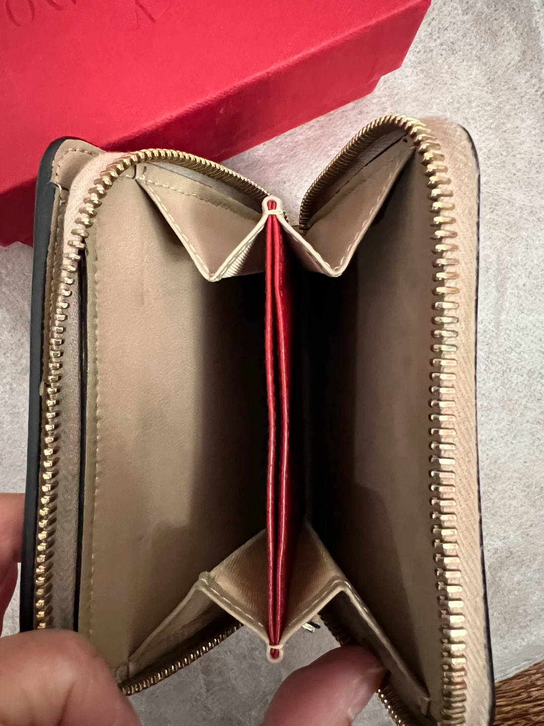 Valentino Garavani Rockstud Wallet - photo 4