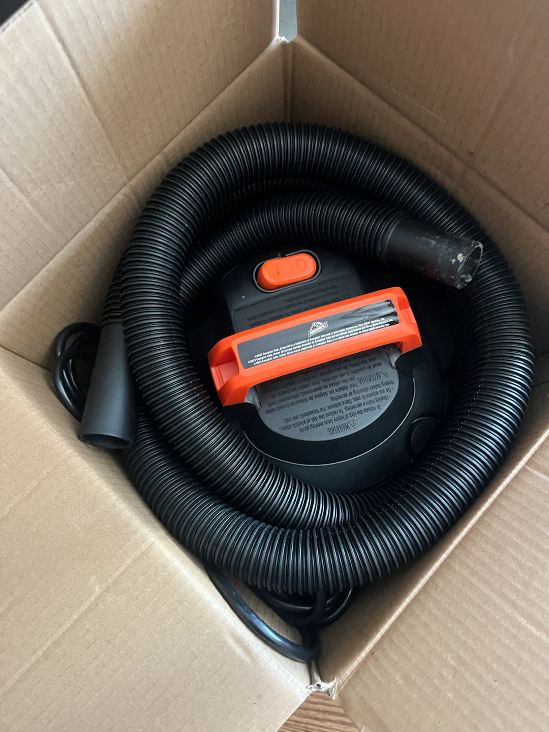 Armor All 2.5 Gallon Portable Wet/Dry Vacuum - photo 2
