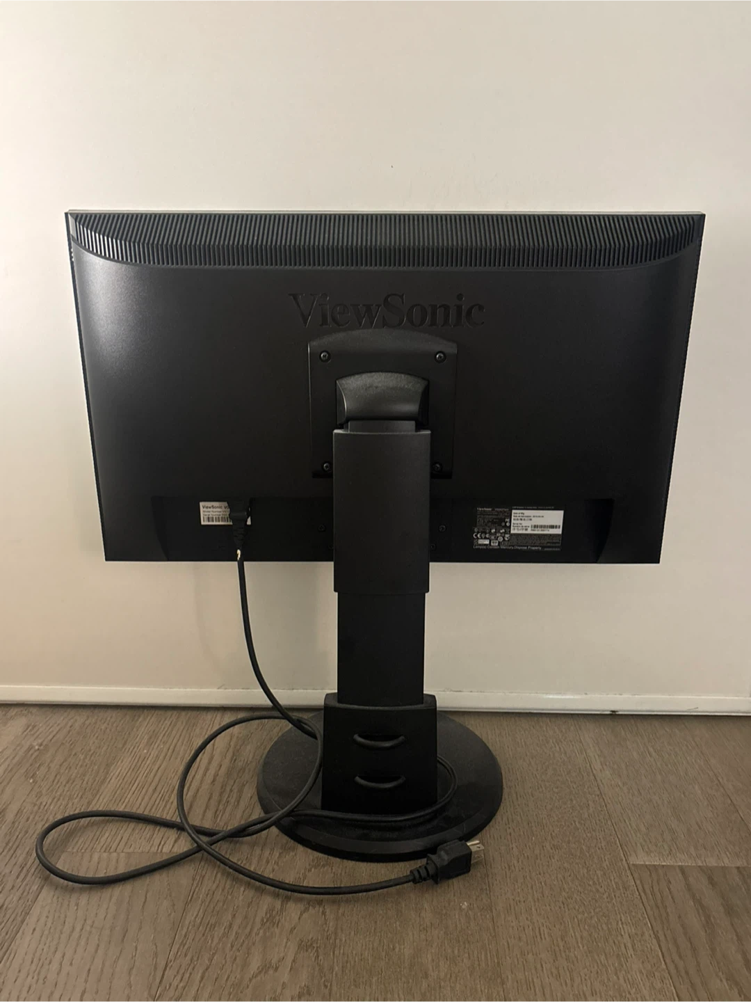 ViewSonic VG2427wm 24-inch LCD Monitor - photo 2