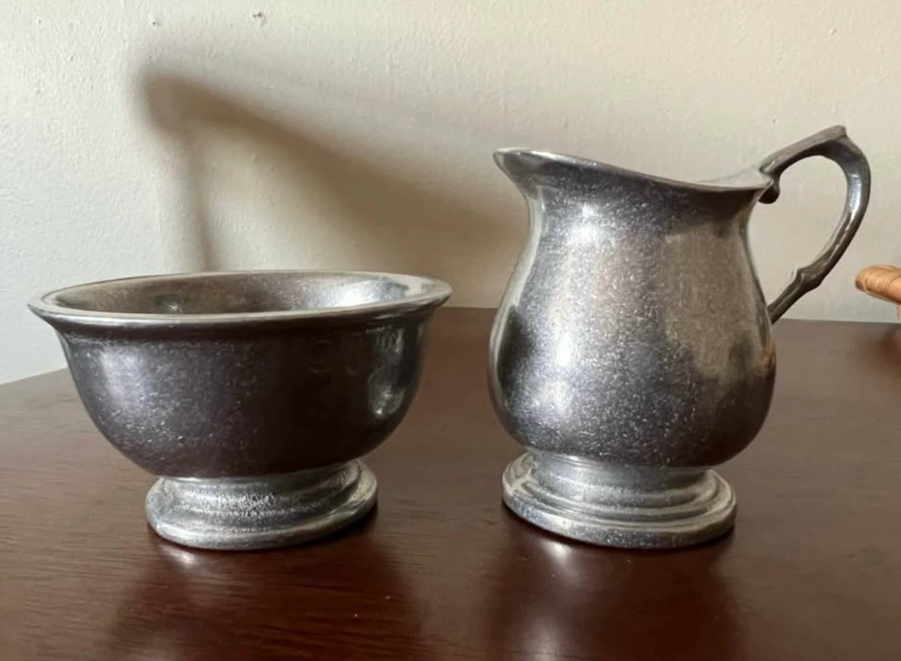 Wilton Armetale Creamer and Sugar Bowl Set