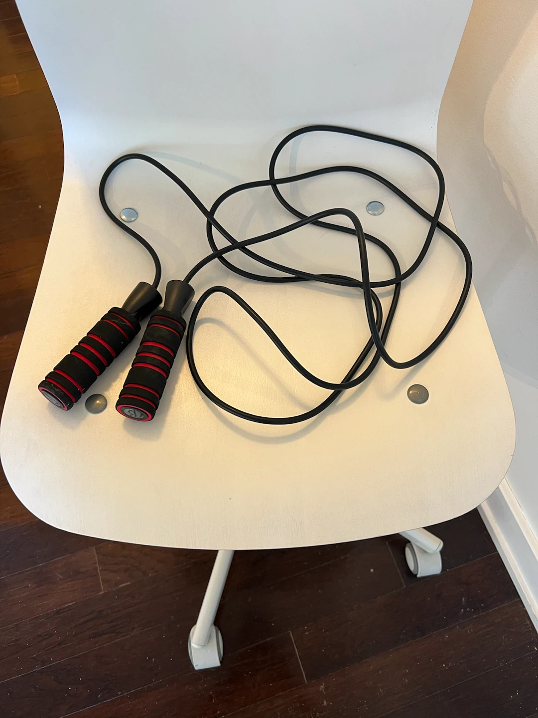 Jump rope with foam handles