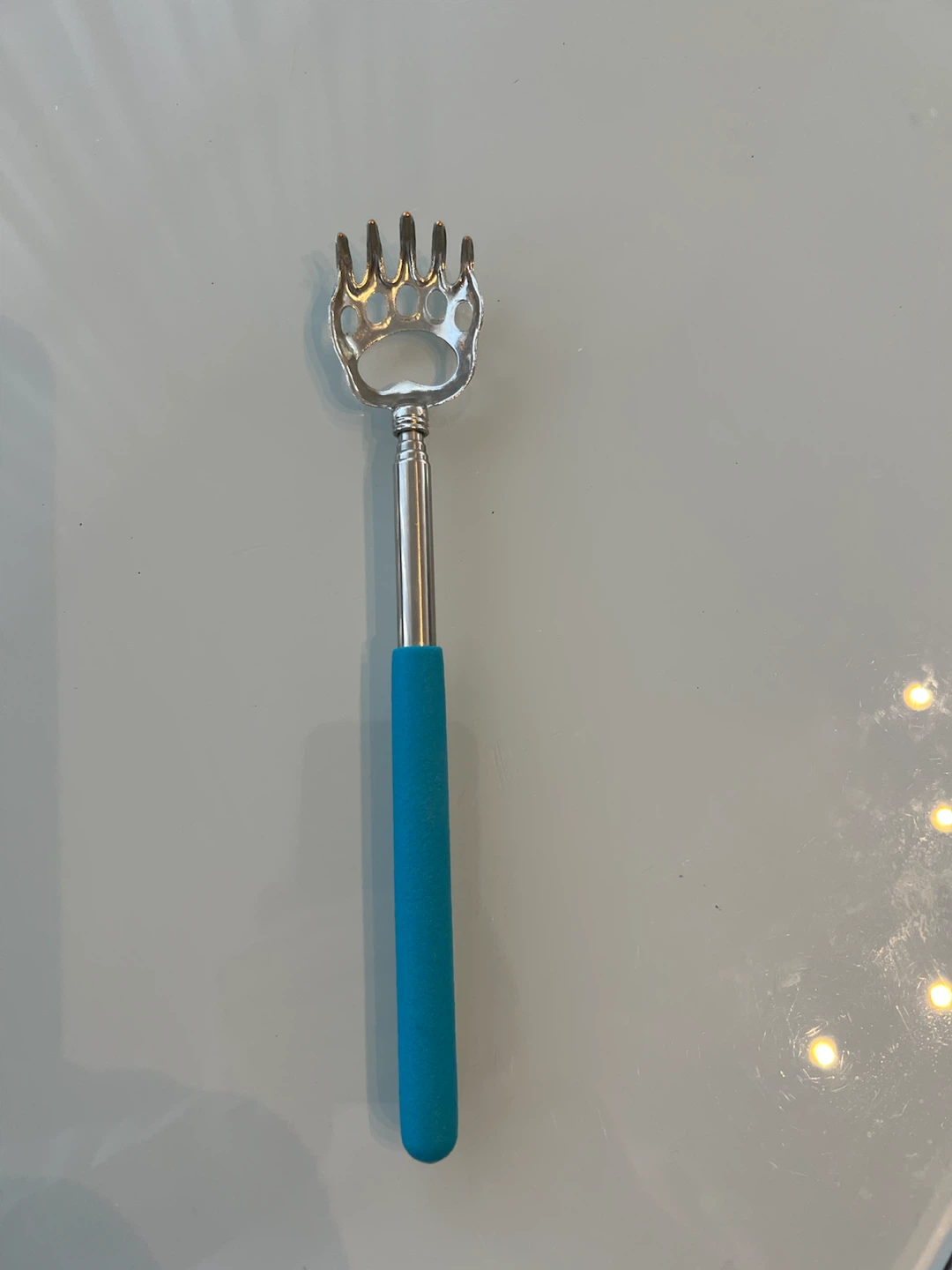 Telescopic Bear Claw Back Scratcher - photo 2