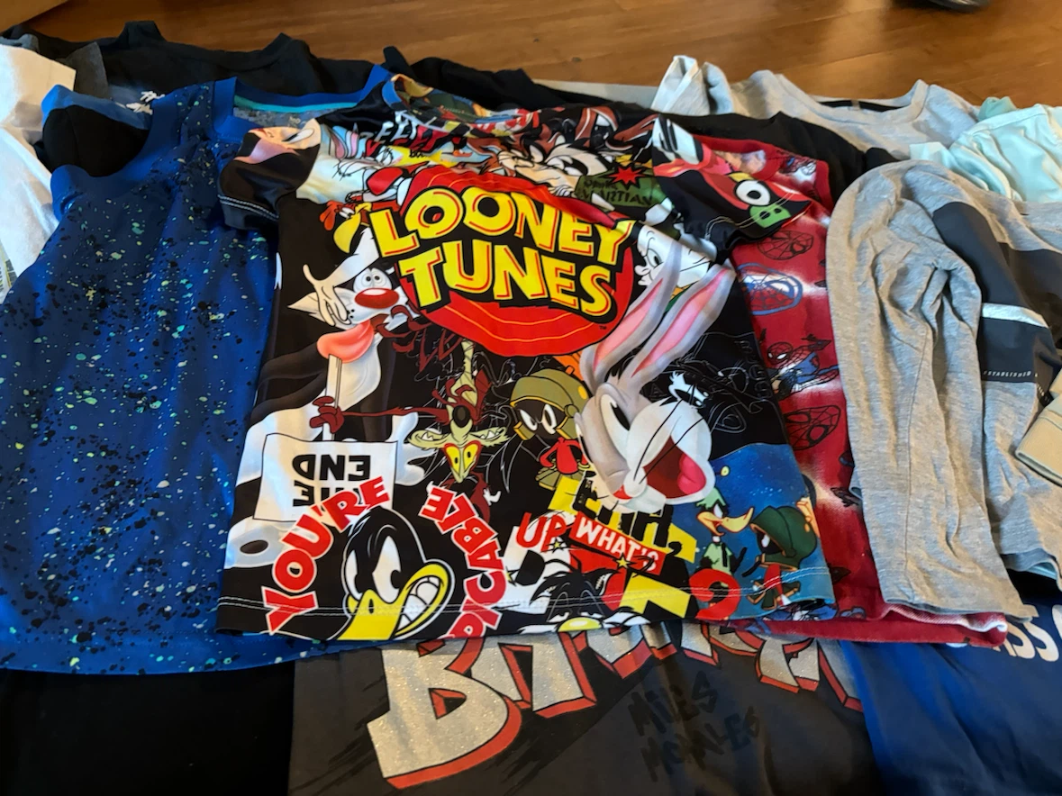 Boys Character and Graphic T-shirt Bundle - photo 2