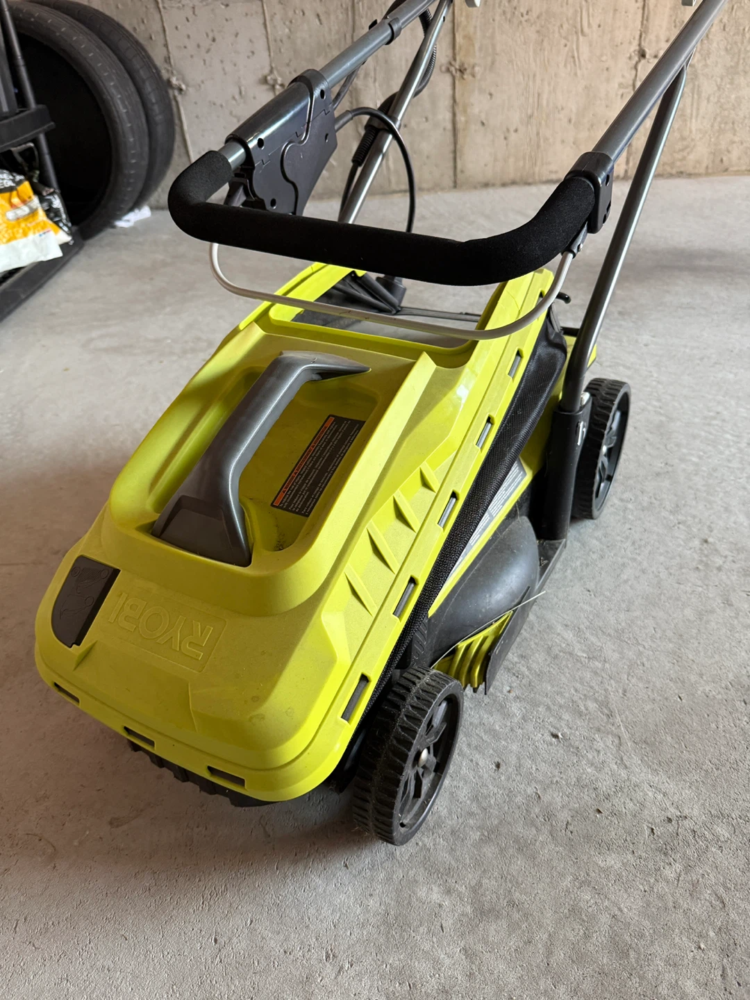 Ryobi 13-inch Electric Lawn Mower