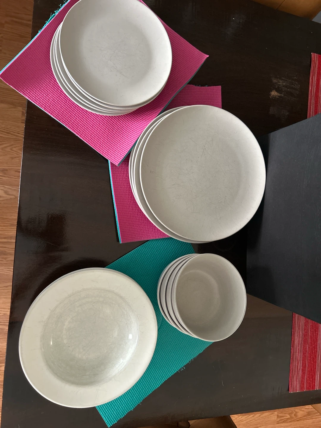 Set of 14 White Dishes - photo 5