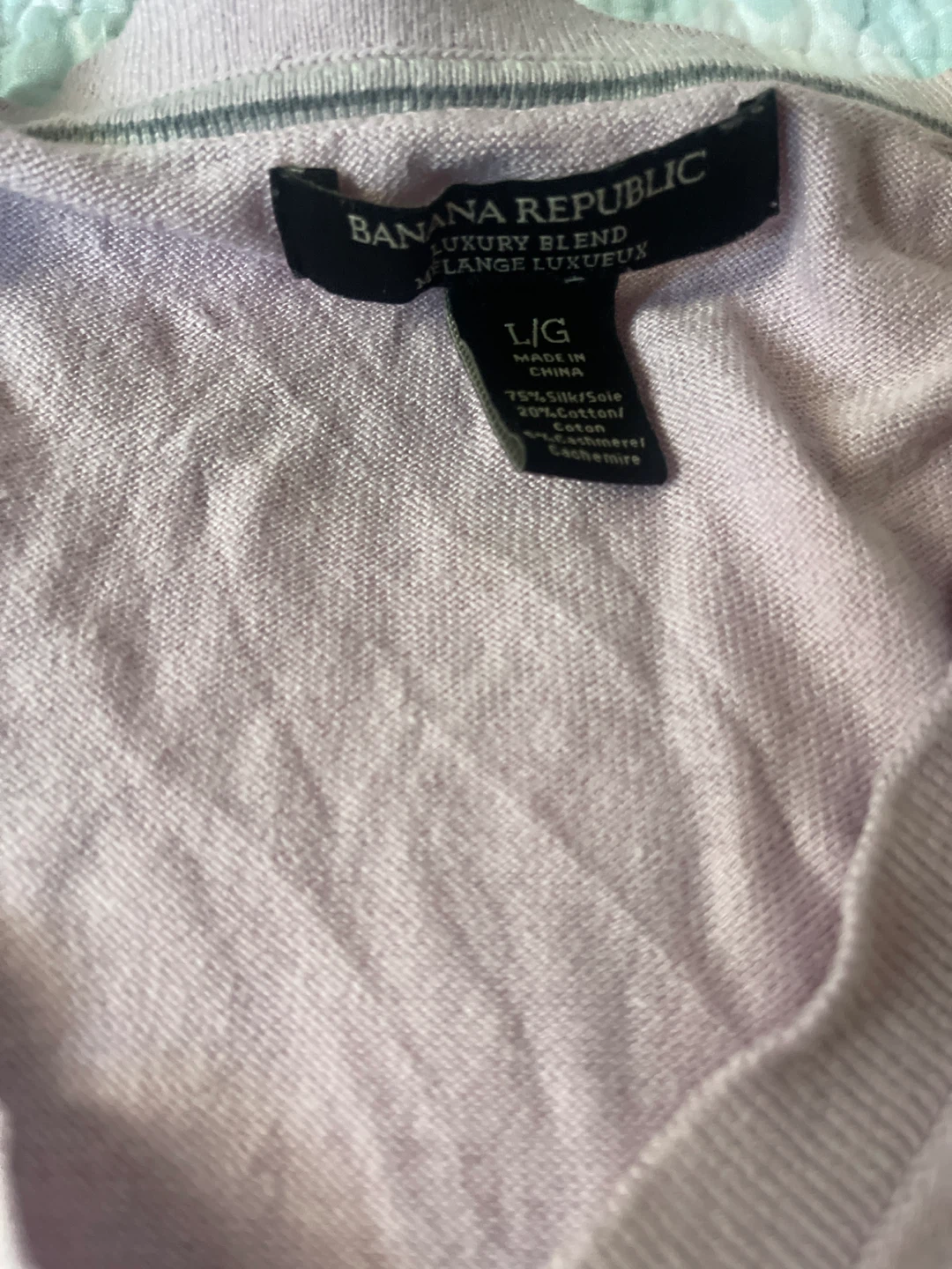 Mens light pink Banana Republic V-Neck light Sweater - photo 2