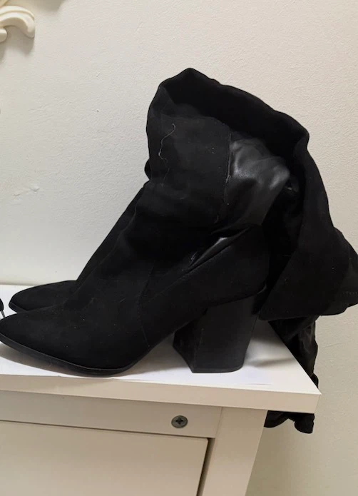 Women's Boot Size 37