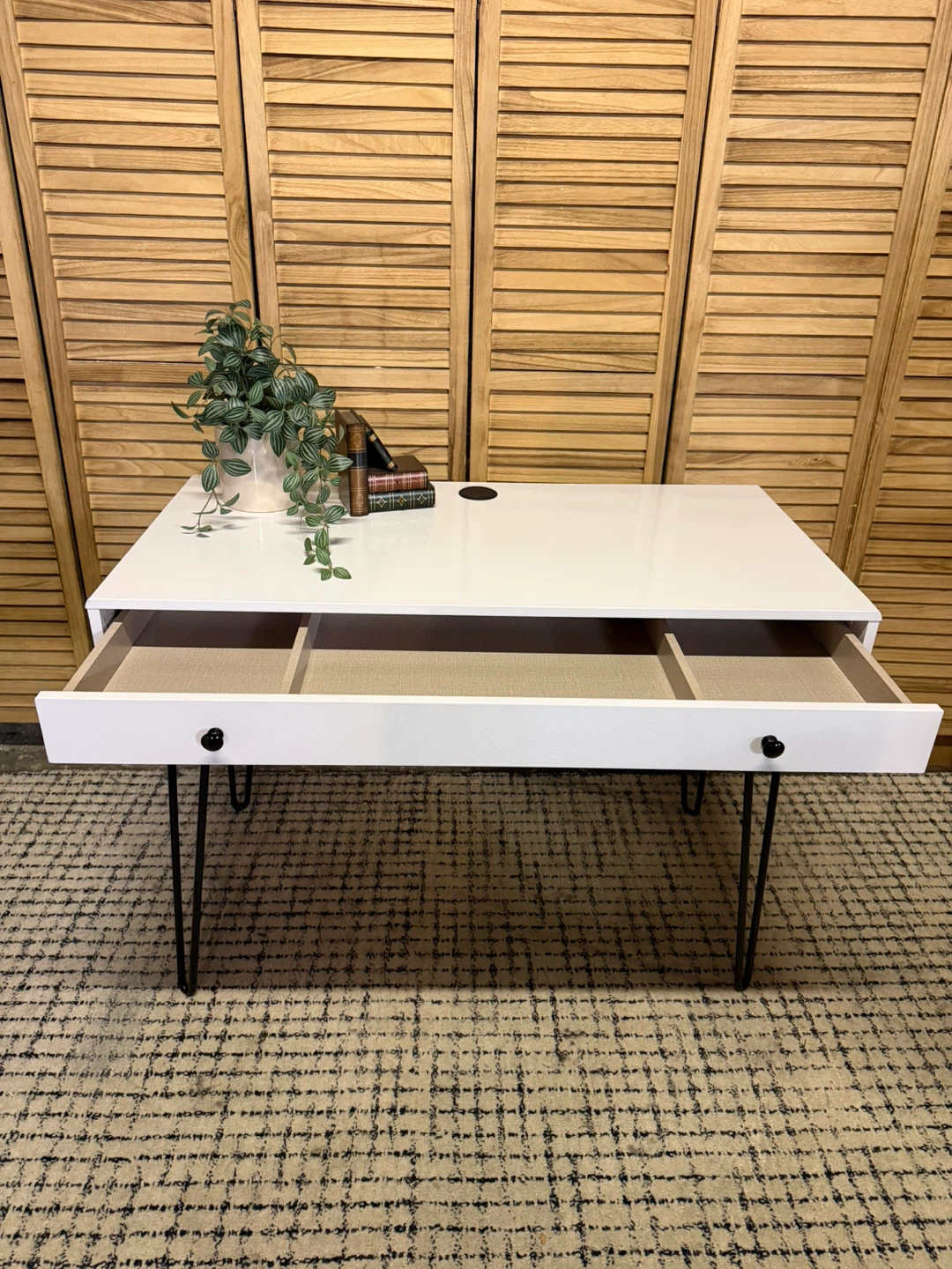 Vanity Desk - photo 4