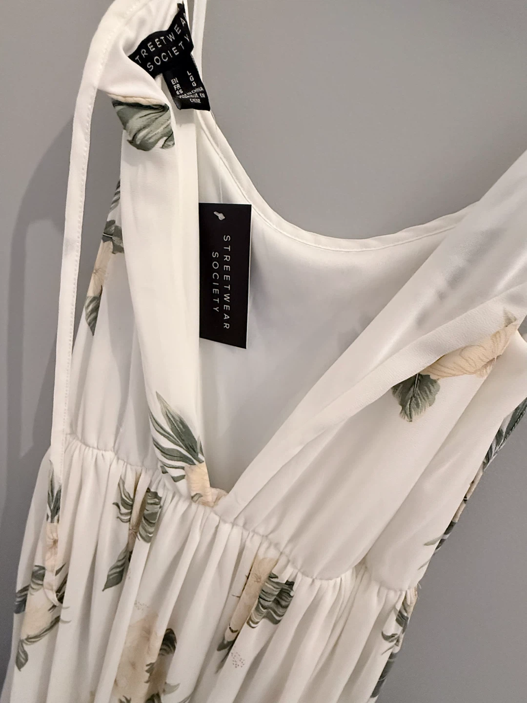 NEW Streetwear Society Floral Maxi Dress - Large (Never Worn) - photo 2