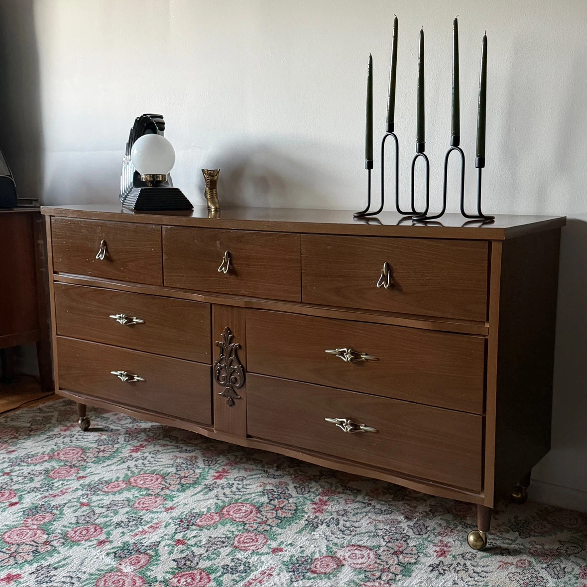 Vintage Lowboy Dresser - photo 3