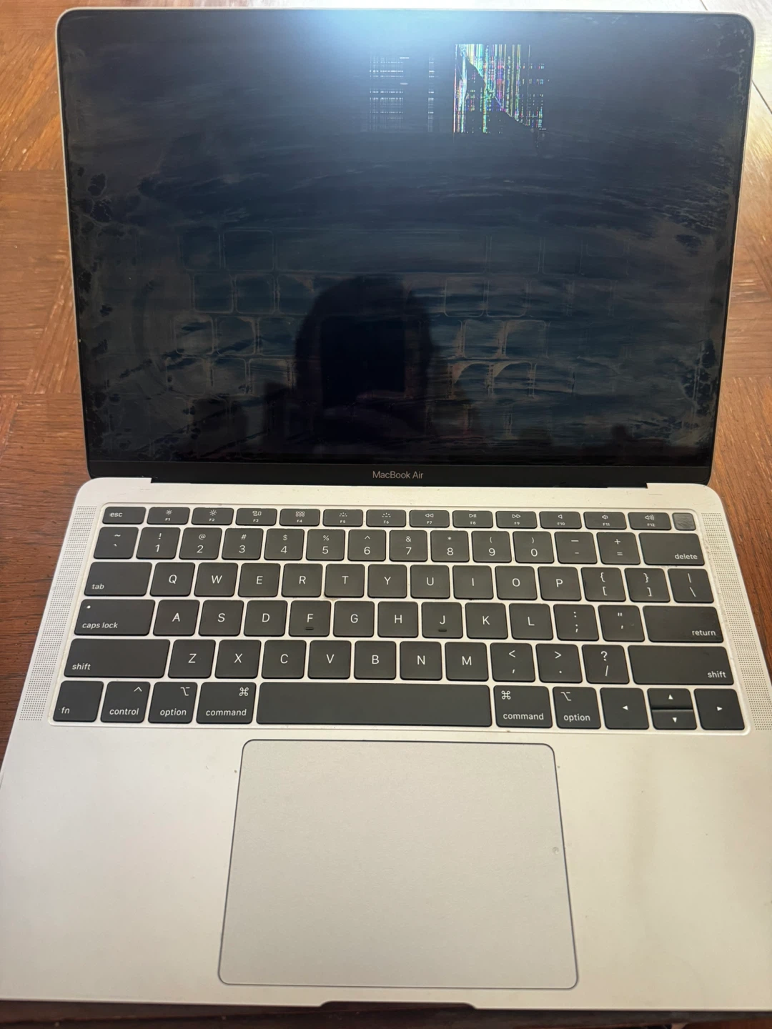 Apple MacBook Air Model A1932 FOR PARTS OR REPAIR - photo 2