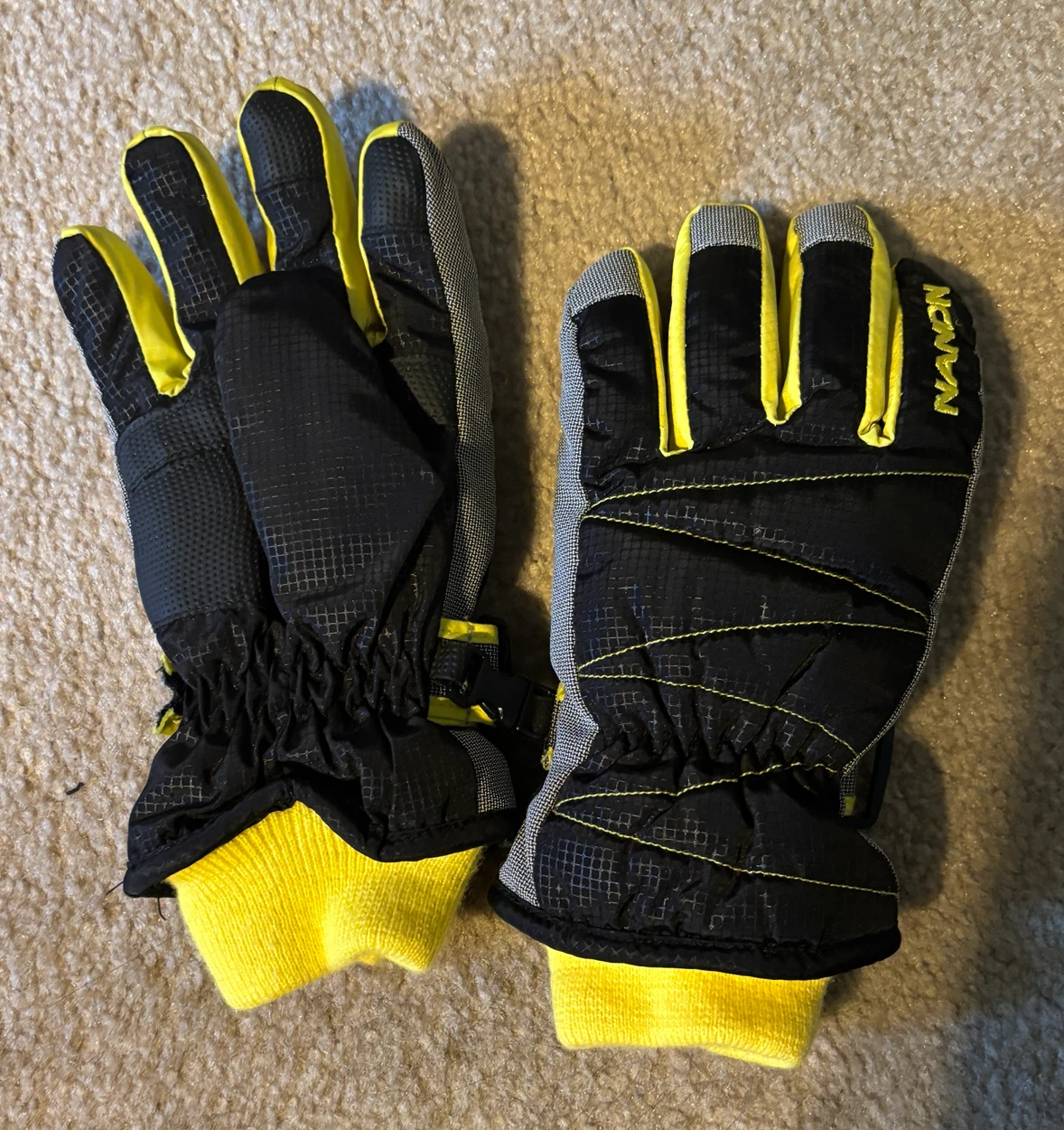 Nanon Winter Gloves - Black and Yellow - photo 2