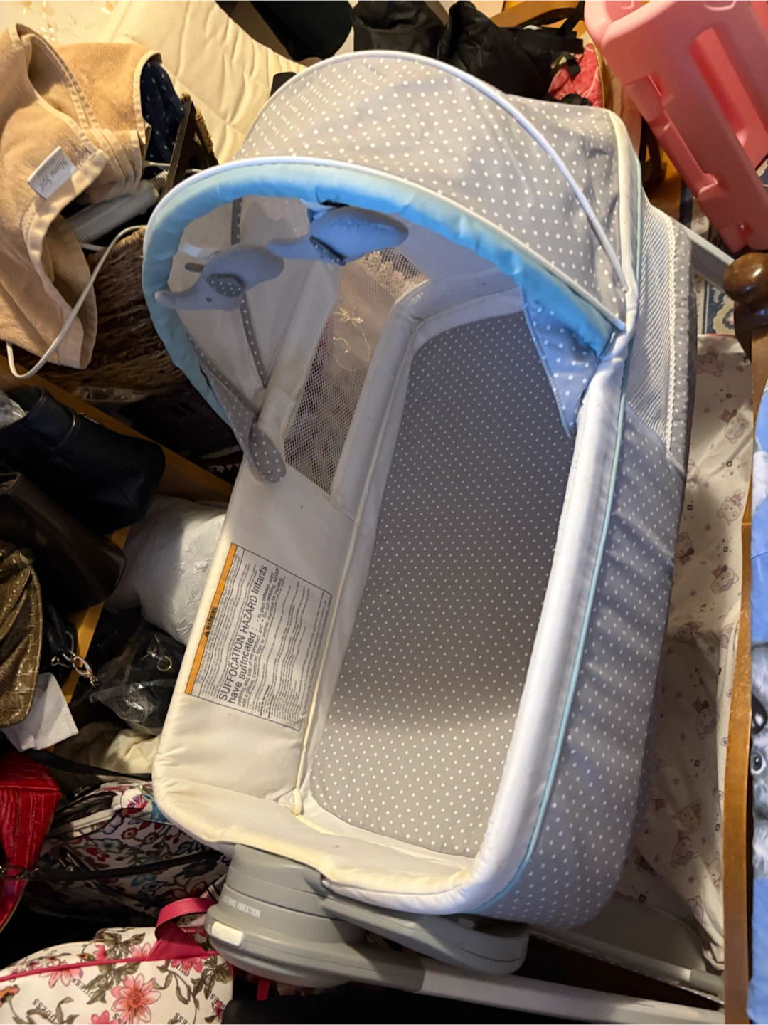 Graco Baby Bassinet with Canopy