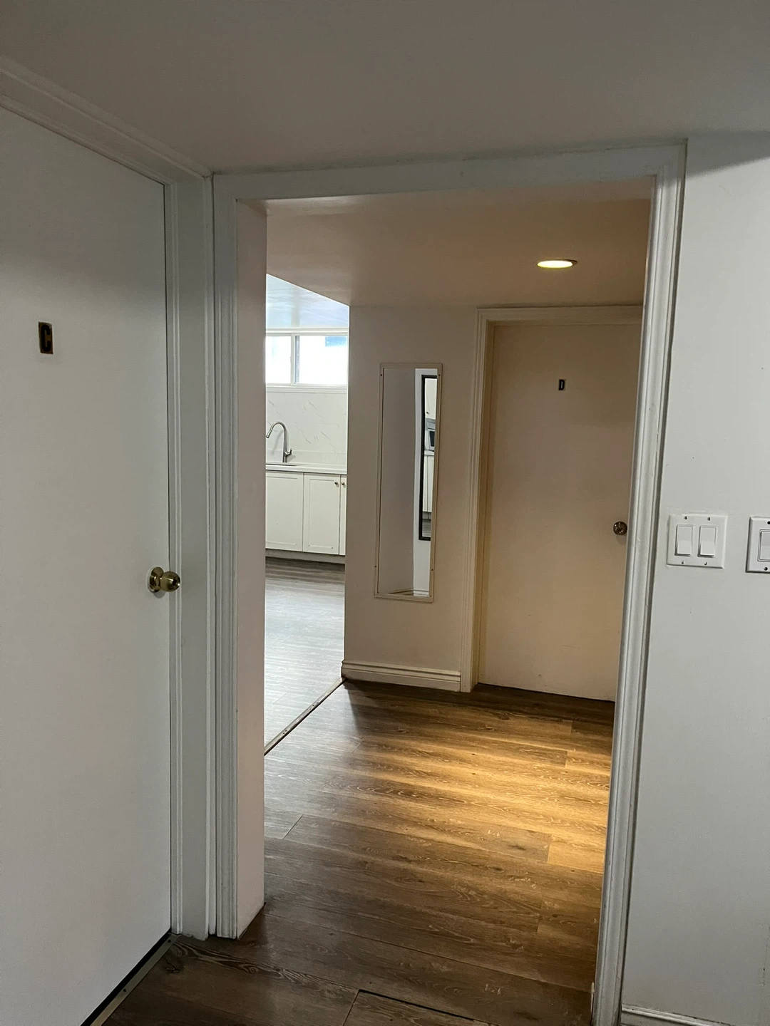 Basement room for rent - photo 4
