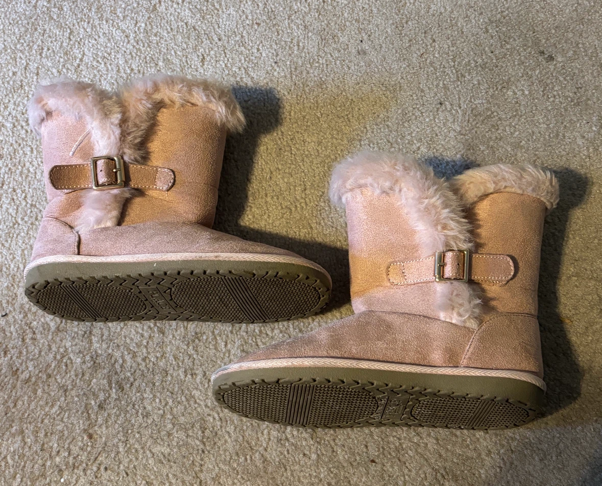The Children's Place Pink Fur-Lined Winter Boots (Size 3)