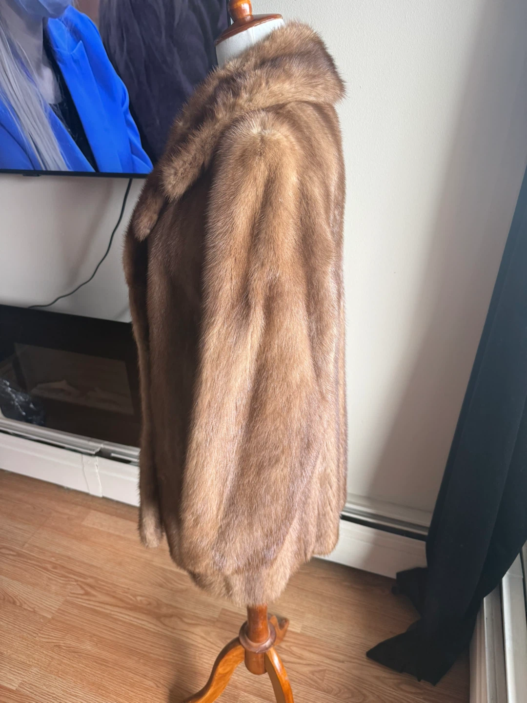 Vintage Mink Fur Coat - photo 4