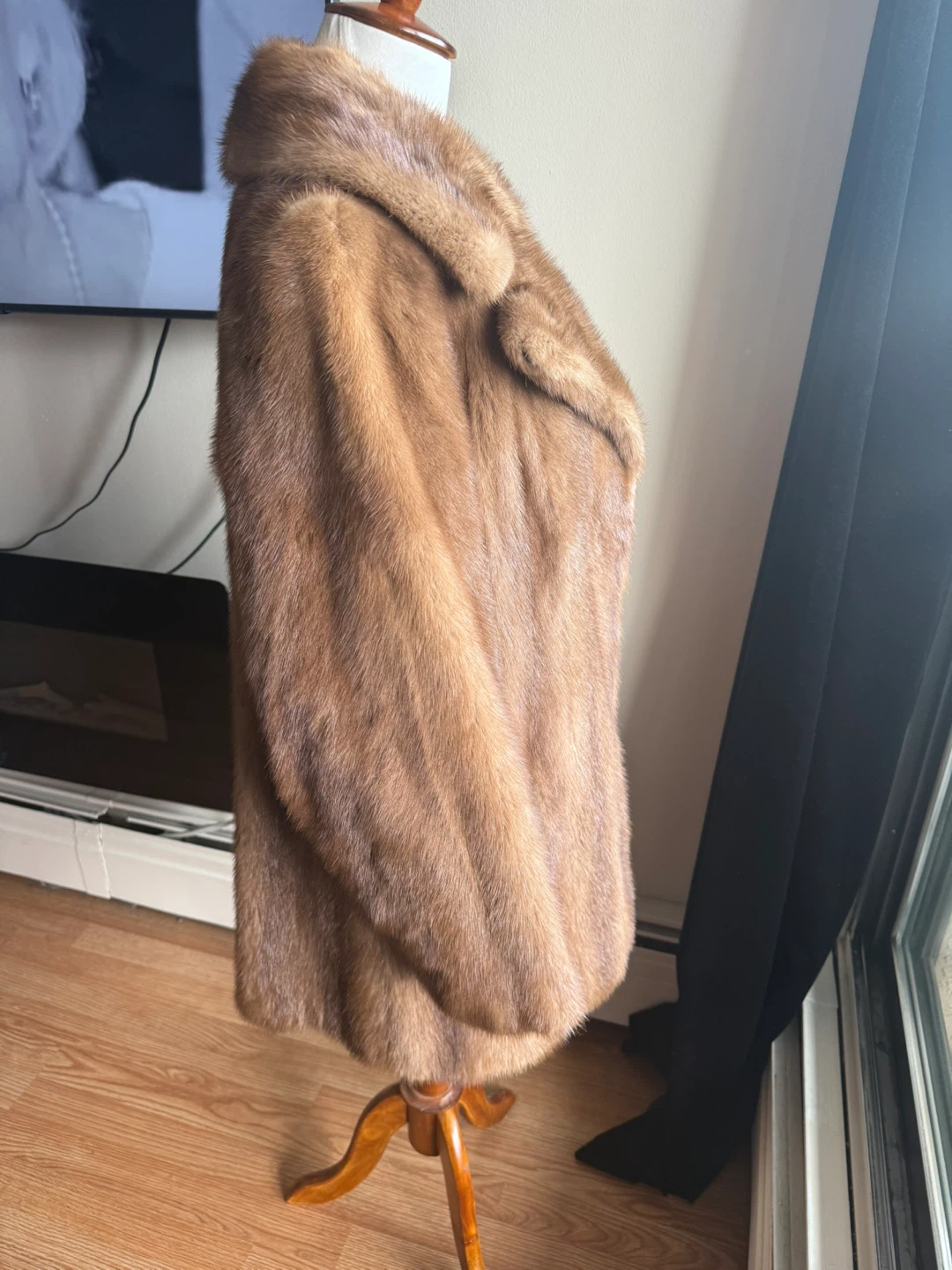 Vintage Mink Fur Coat - photo 3