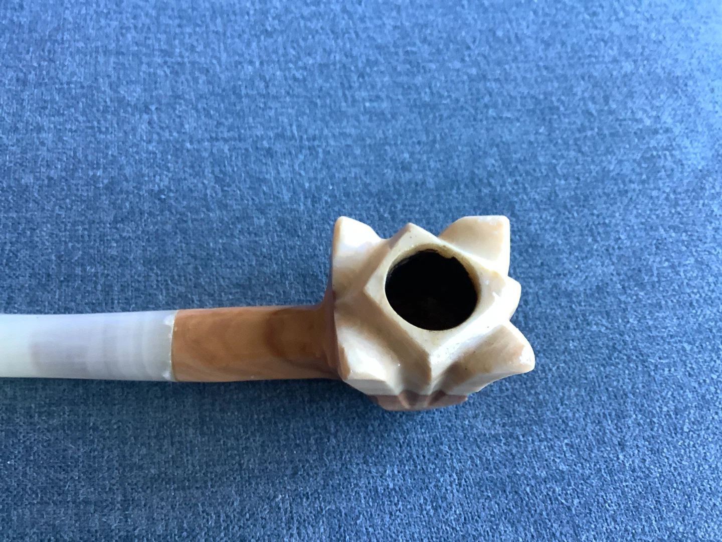 Hand Carved Marble Pipe with a Lotus Flower Shaped Bowl 🐞 - photo 4