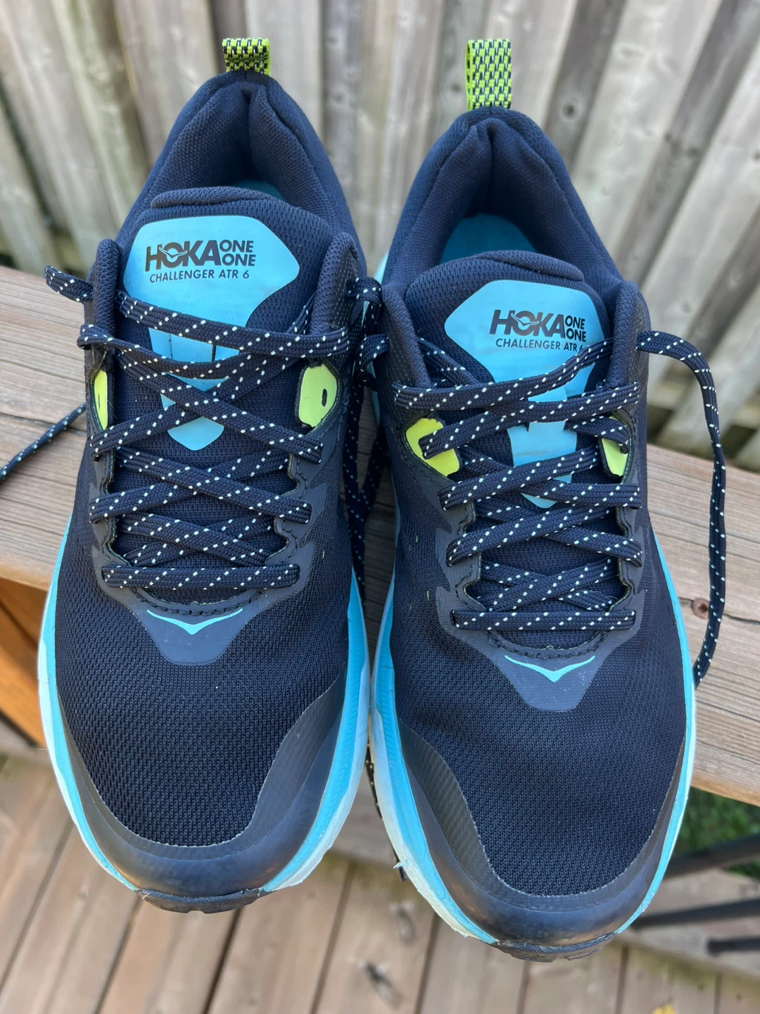 Hoka woman’s Challenger ATR 6 Running Shoes Size 9.5B