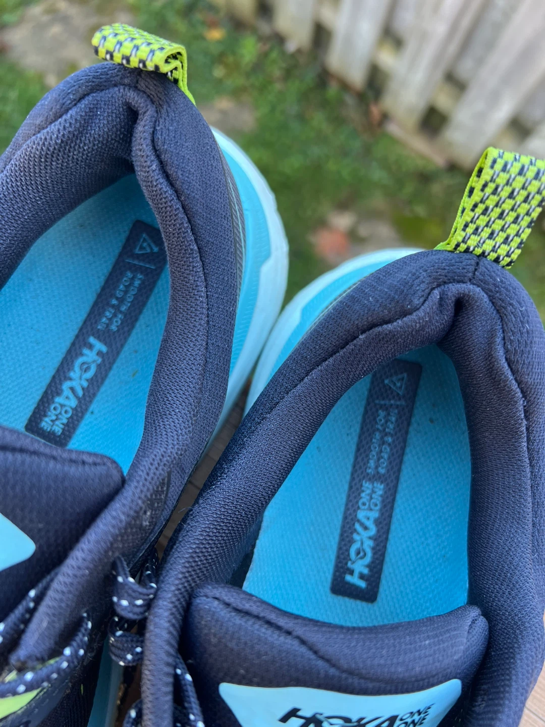 Hoka woman’s Challenger ATR 6 Running Shoes Size 9.5B - photo 3