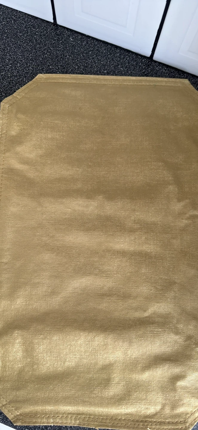 Six Gold Placemats - photo 5
