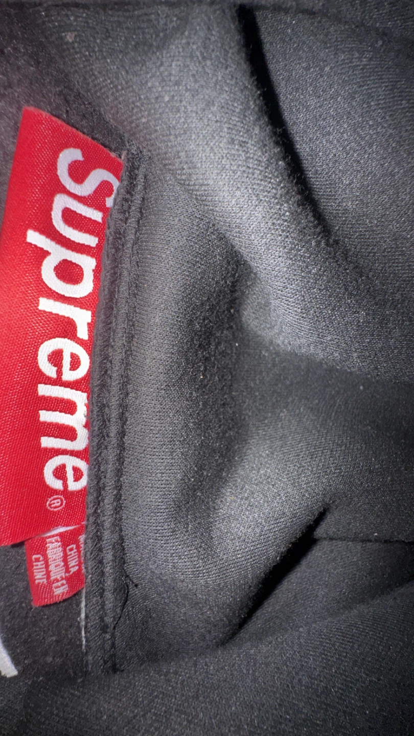Supreme Black Hoodie - photo 4
