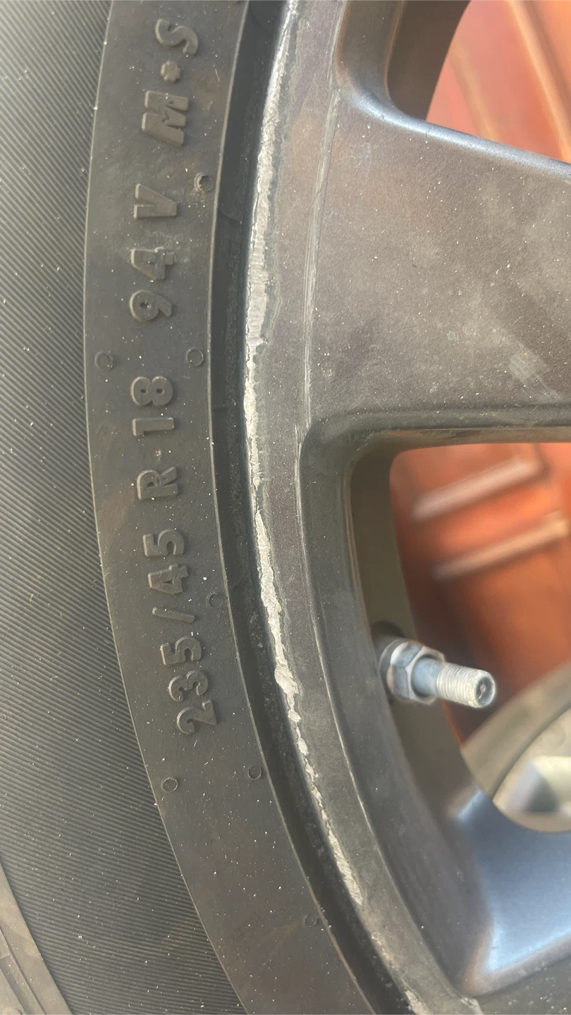 Tires and rims 235/45/r18 - photo 2