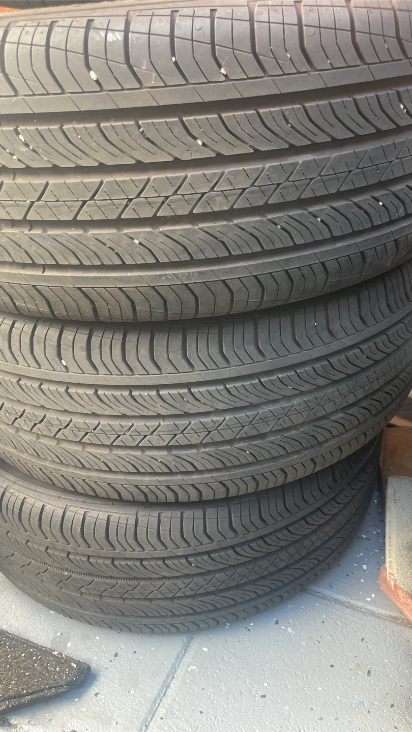 Tires and rims 235/45/r18 - photo 4