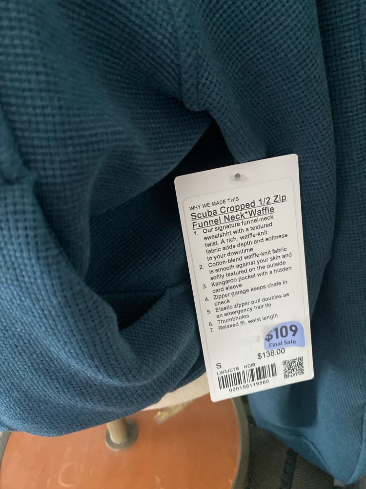 Lululemon Scuba Cropped 1/2 Zip Funnel Neck Waffle - photo 2