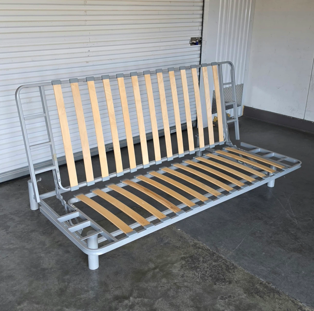 Adjustable full/double Sofa Bed in great condition - photo 3