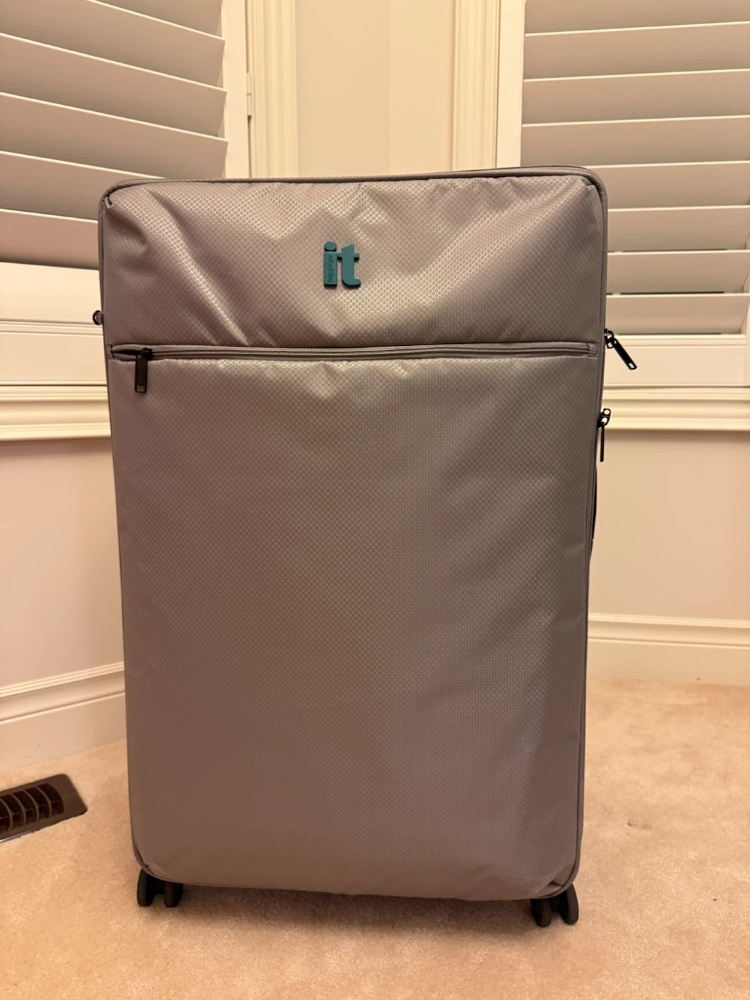 it Lightweight Spinner Suitcase 29 inch & a luggage strap - photo 3