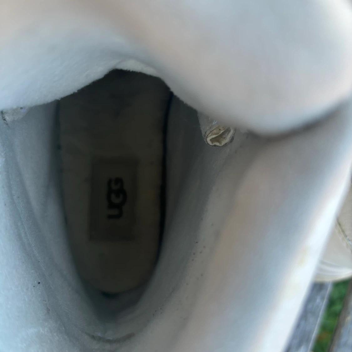 UGG Waterproof Winter Boots - Off-White Size 5 - photo 3