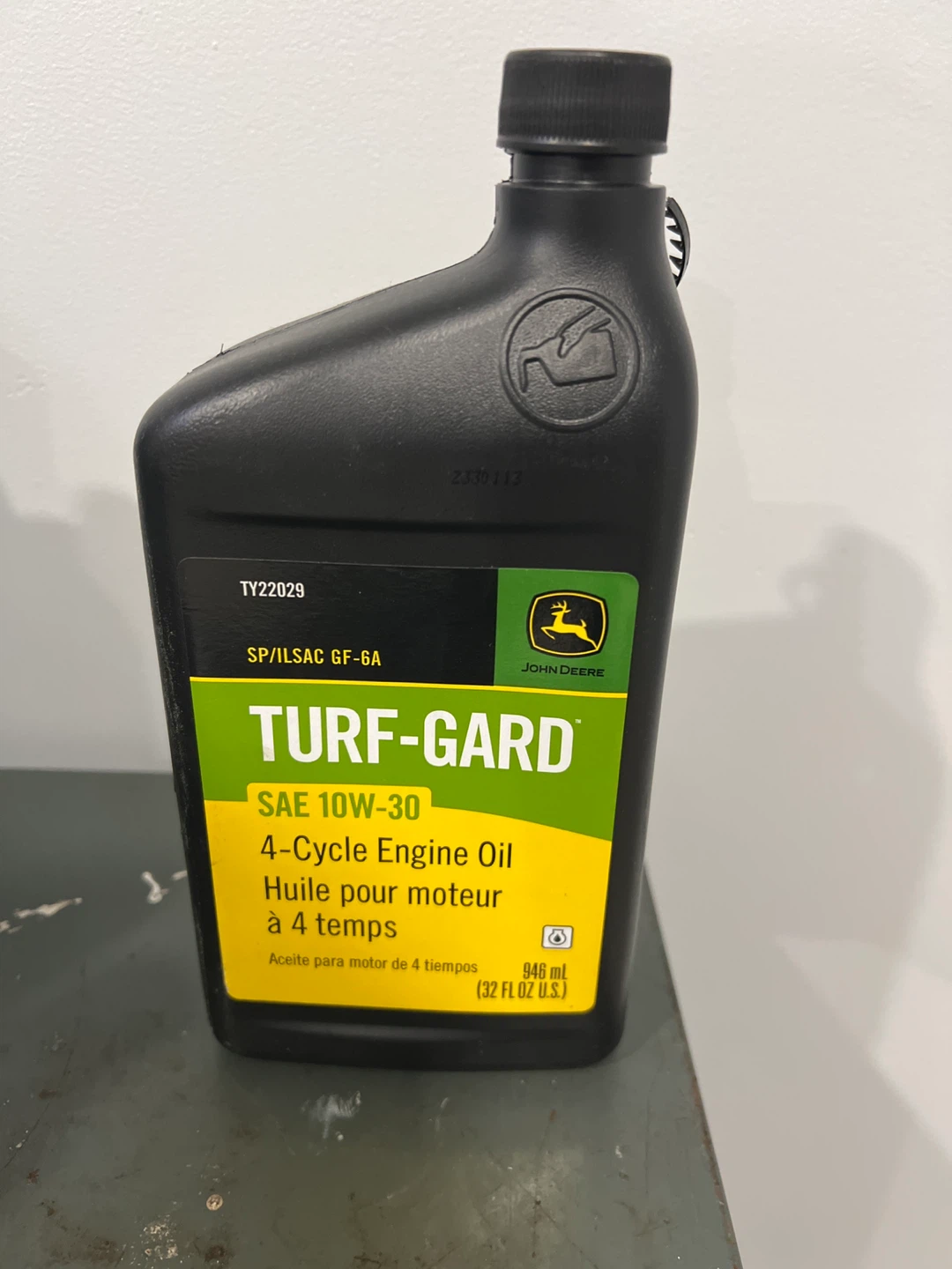 John Deere Turf-Gard 10W-30 4-Cycle Engine Oil