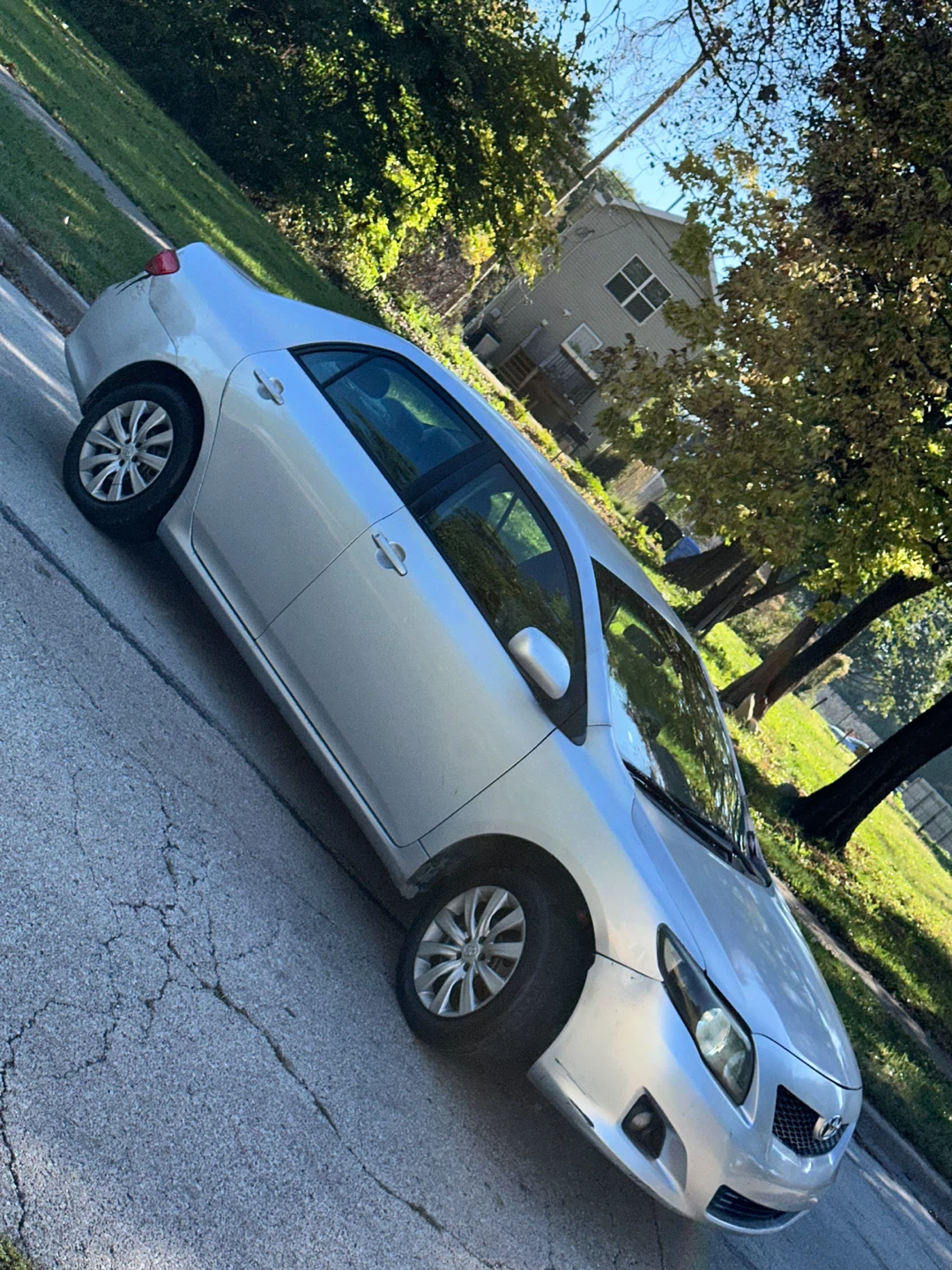 Toyota Corolla LE Sedan - photo 2