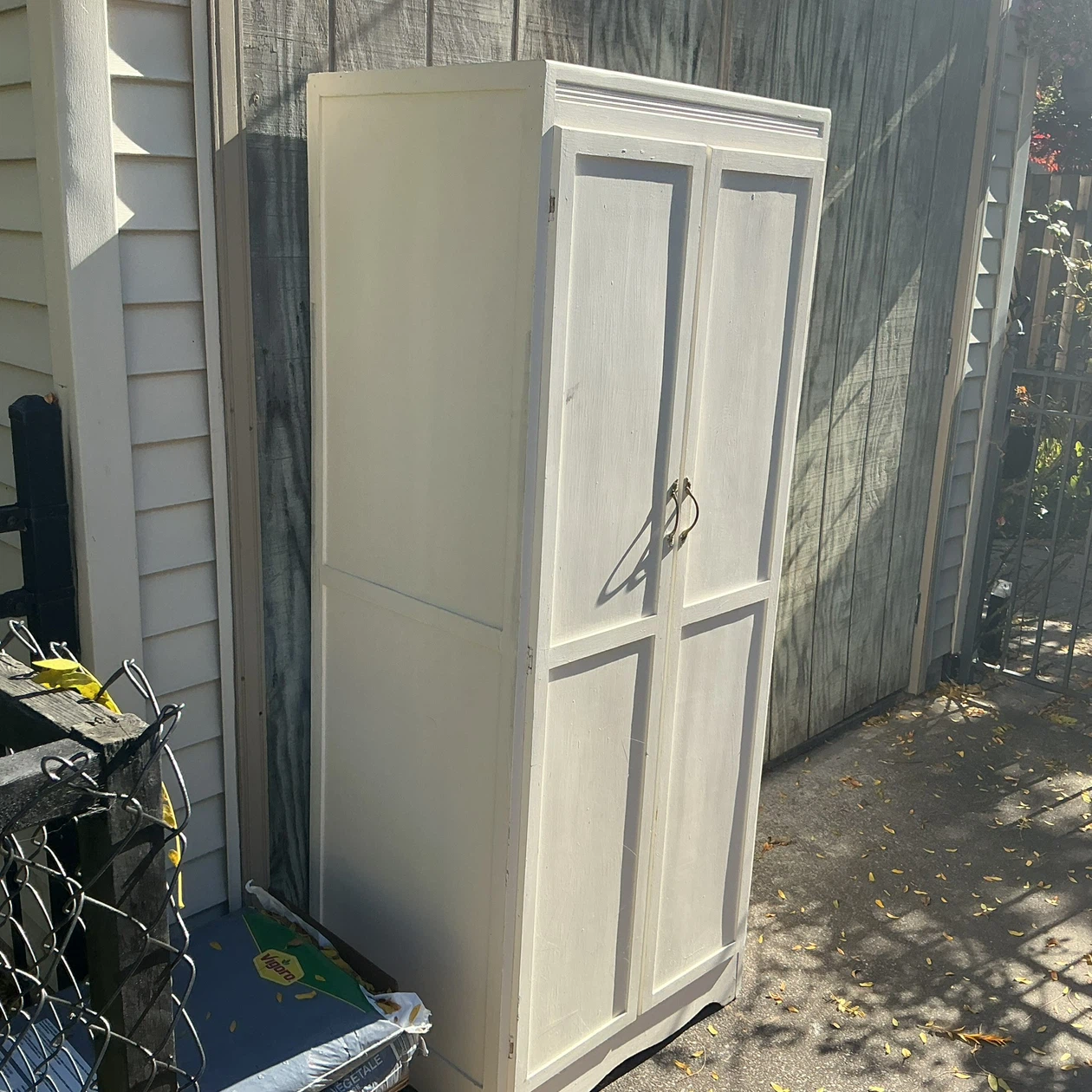 White Wooden Wardrobe Storage Cabinet ! - photo 3