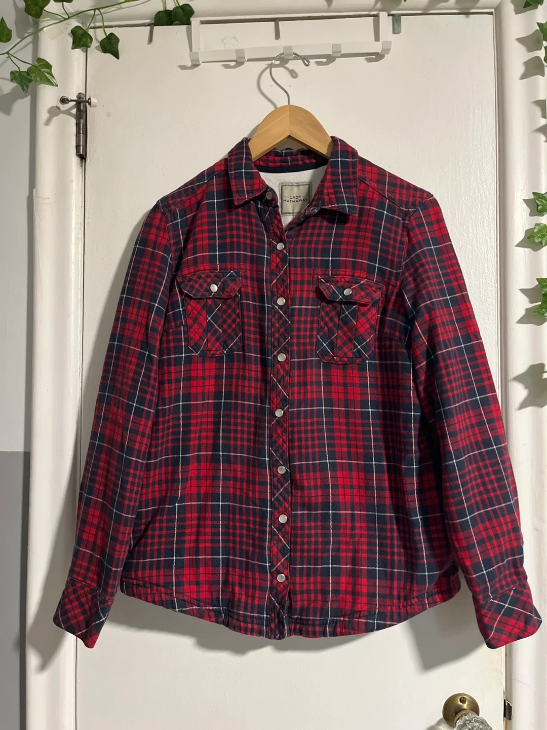 Women’s flannel jacket - small