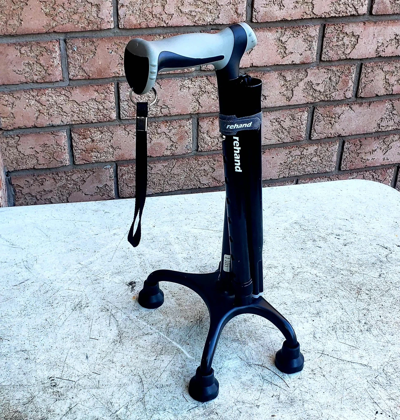 Rehand Adjustable Quad Cane - photo 2