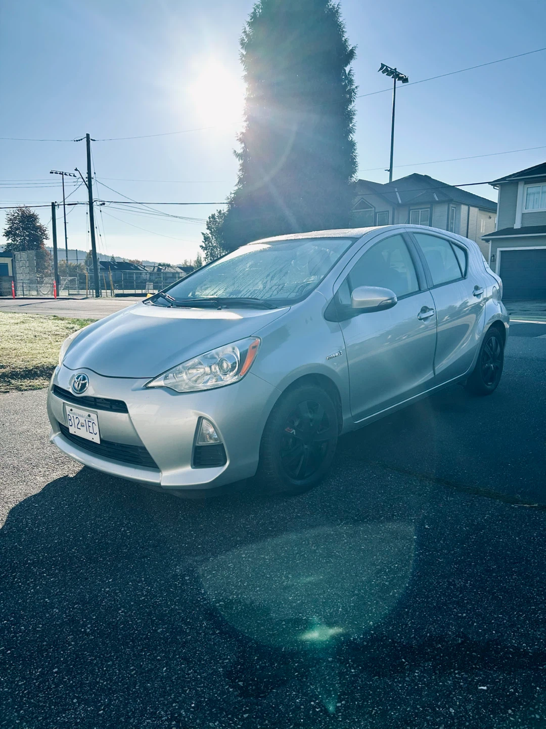 2012 Toyota Prius c Hybrid - photo 2