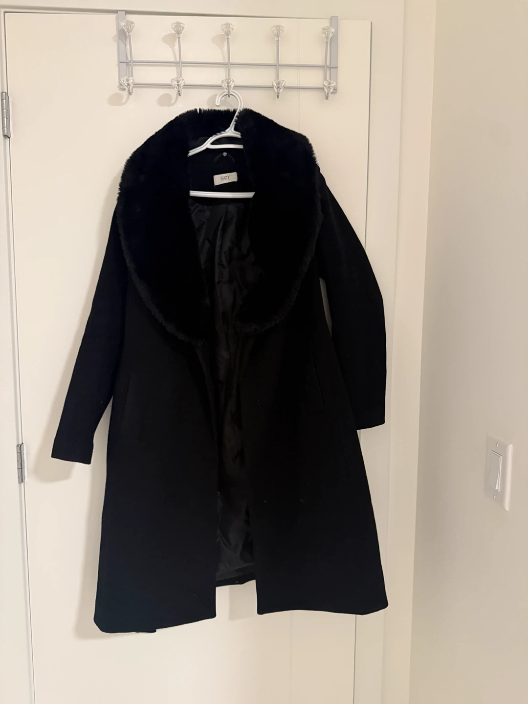 Suzy Shier Black Coat with Faux Fur Collar