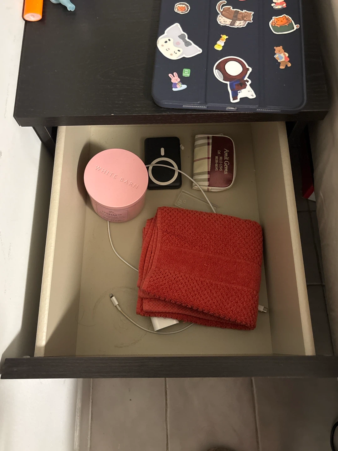 IKEA MALM BEDSIDE TABLE - photo 2