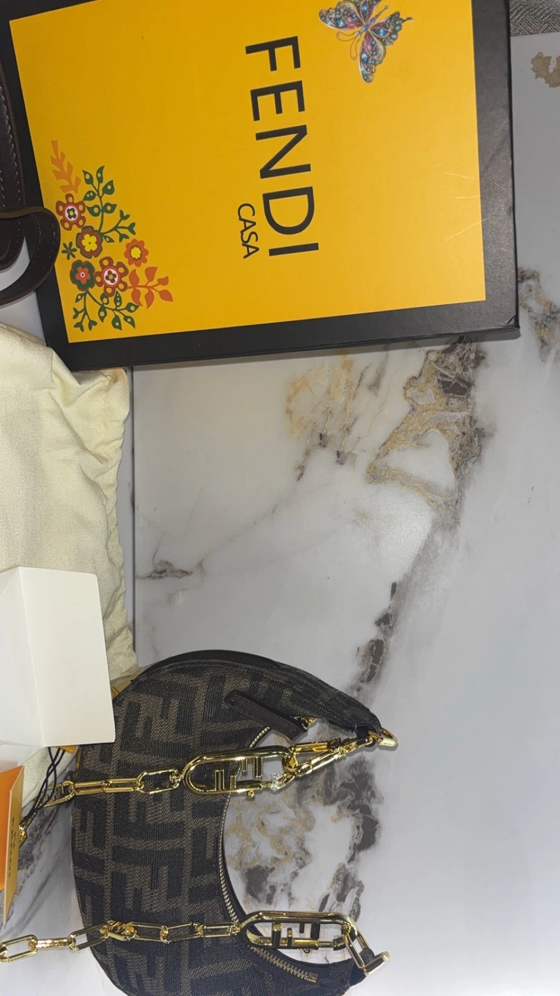 Fendi monogram mini bag (offers welcome) - photo 3