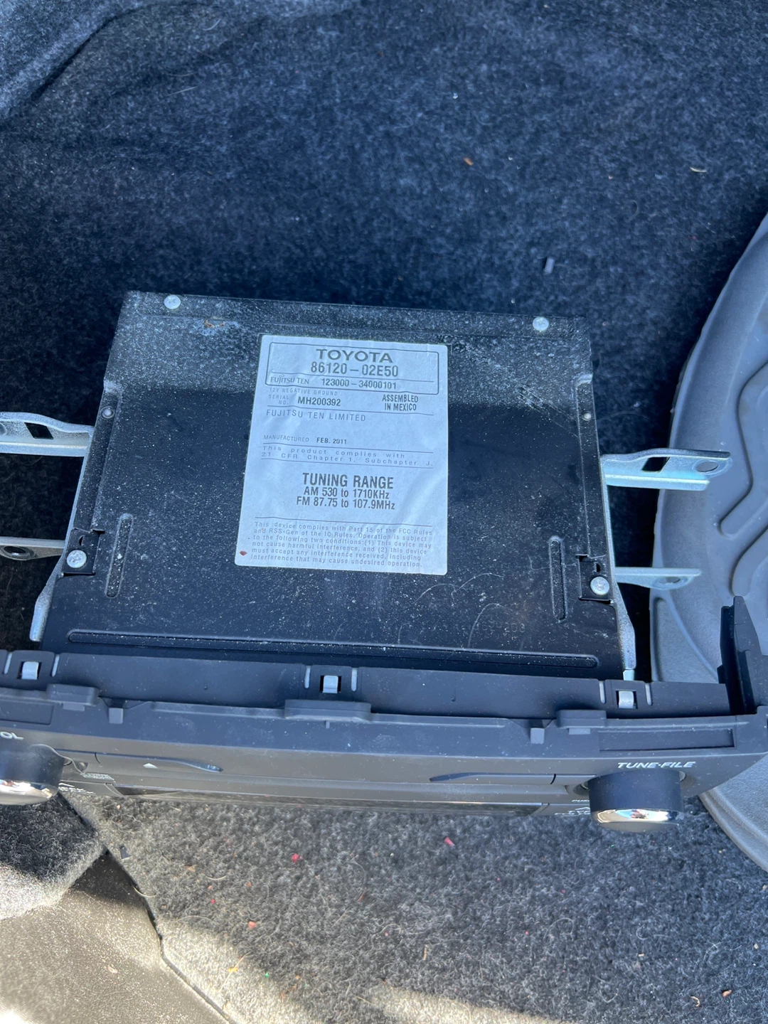 Toyota Factory Radio Head Unit 86120-02E50 - photo 3