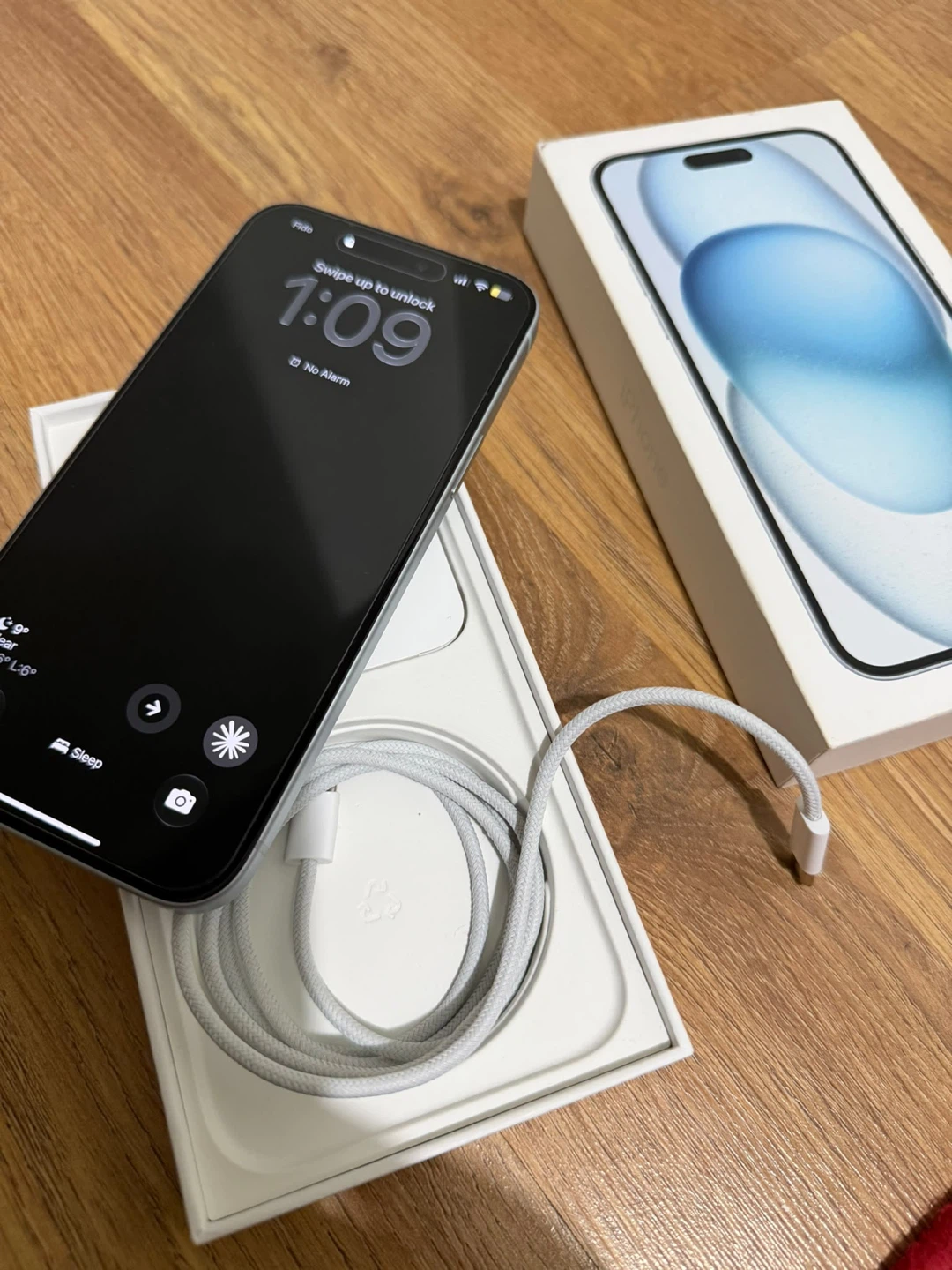Apple iPhone 15 plus - photo 3