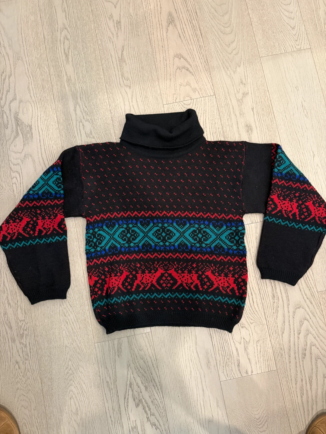 Boston Traders 100% Wool Turtleneck Sweater