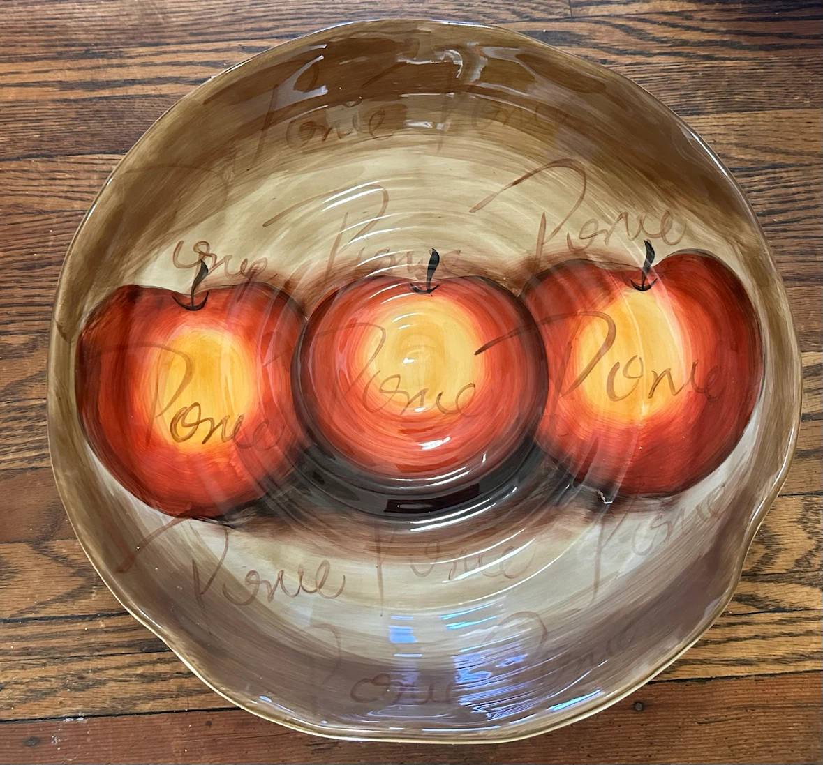Ceramic apple-themed serving bowl