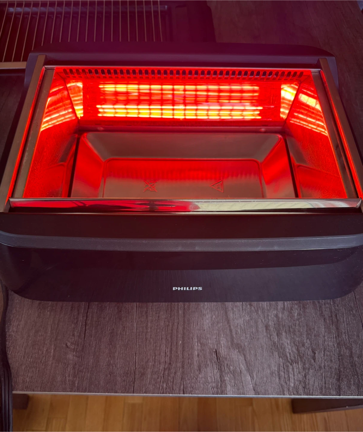 Philips Smokeless Indoor BBQ Grill- Used Only 3 Times! - photo 2