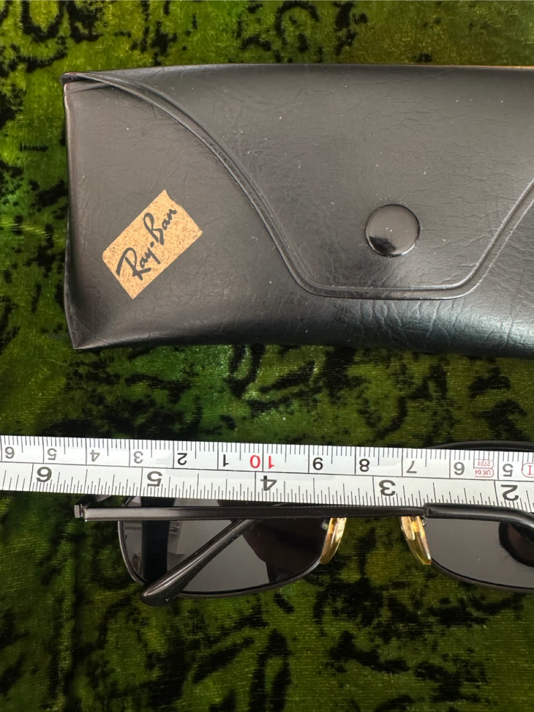 Ray-Ban LB Sunglasses with Case - photo 5