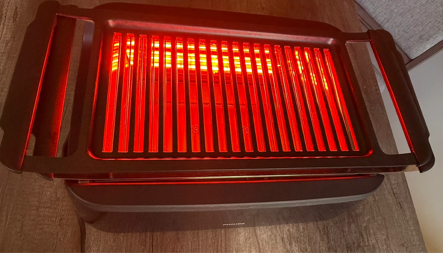 Philips Smokeless Indoor BBQ Grill- Used Only 3 Times!