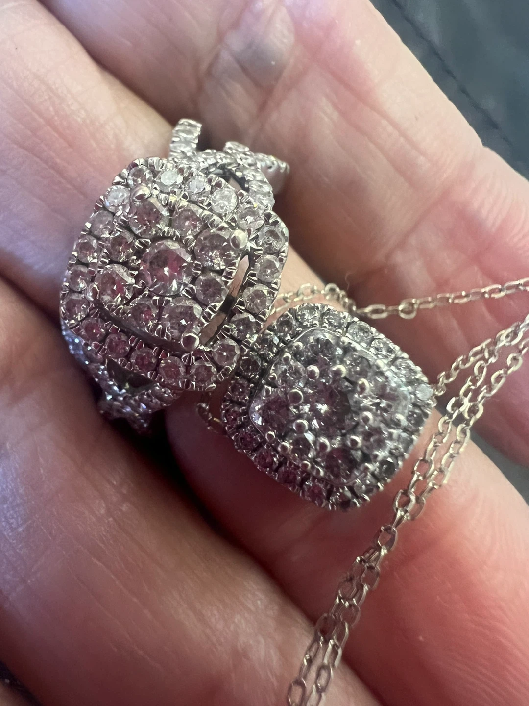 10K Gold Diamond Cluster Ring 1.00 CTW and Necklace Set - photo 2
